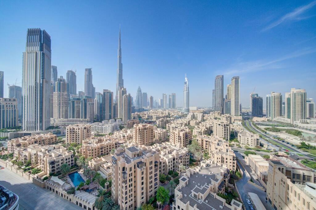 Burj Khalifa View - 2Br And Maid - Downtown Leilighet Dubai Eksteriør bilde
